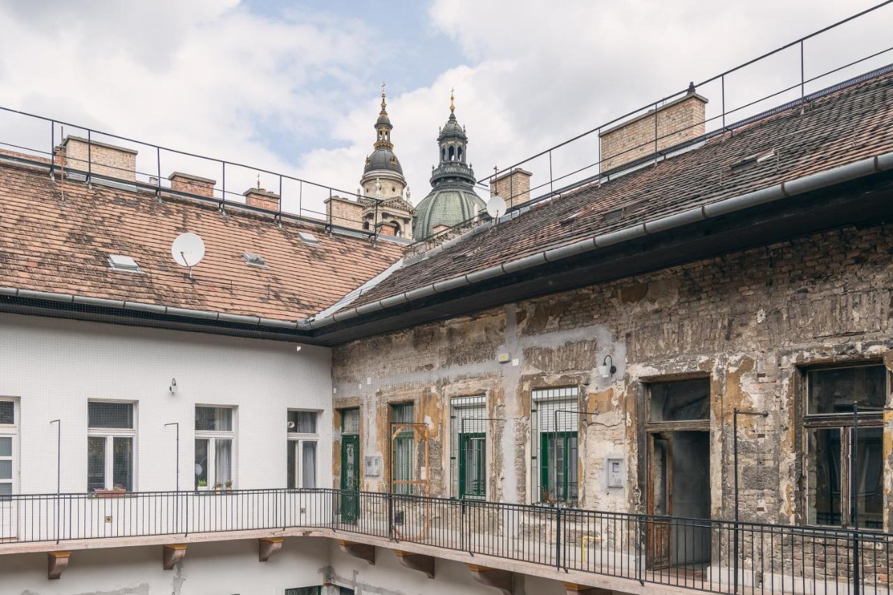 Bright & Spacious Loft With Basilica View Budapest Bagian luar foto