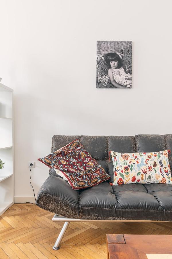 Bright & Spacious Loft With Basilica View Budapest Bagian luar foto